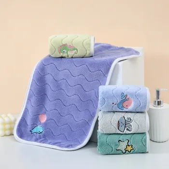 Детское банное полотенце для мальчиков и девочек, коралловый бархат, милые мягкие впитывающие детские полотенца для новорожденных, детская мочалка, полотенце для лица, 50x25 см