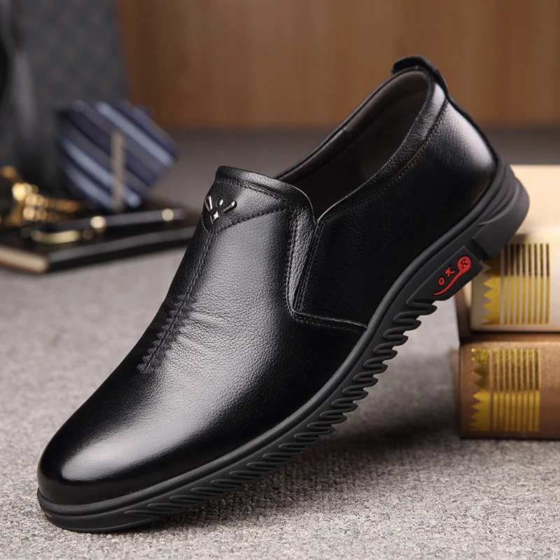 Кожаная обувь нового стиля Вэньчжоу для мужчин среднего возраста Изображение 0