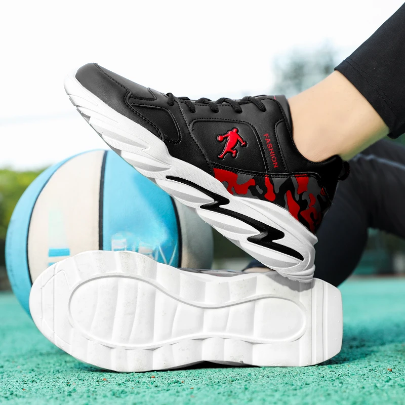 Новые кроссовки Летние Легкие дышащие мужские кроссовки Удобная спортивная обувь для прогулок на открытом воздухе Вулканизированная обувь для мужчин Изображение 1